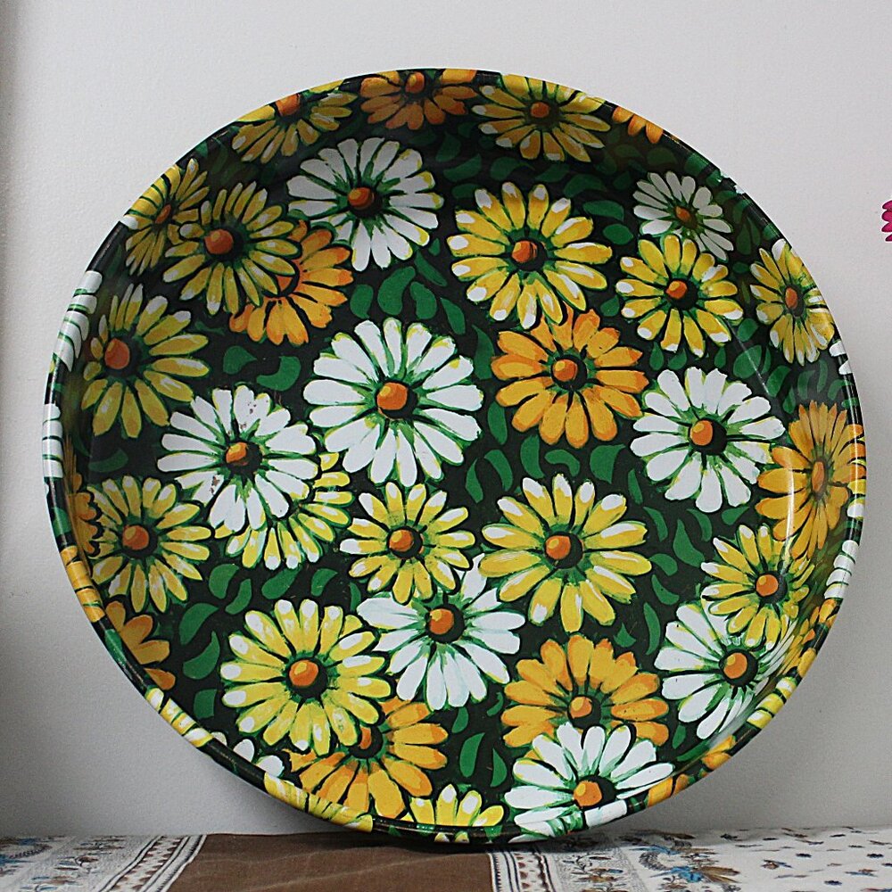 Vintage Marsh Allan Metal Flower Power Daisy Round Tray 1960'S 12.25" Dia.